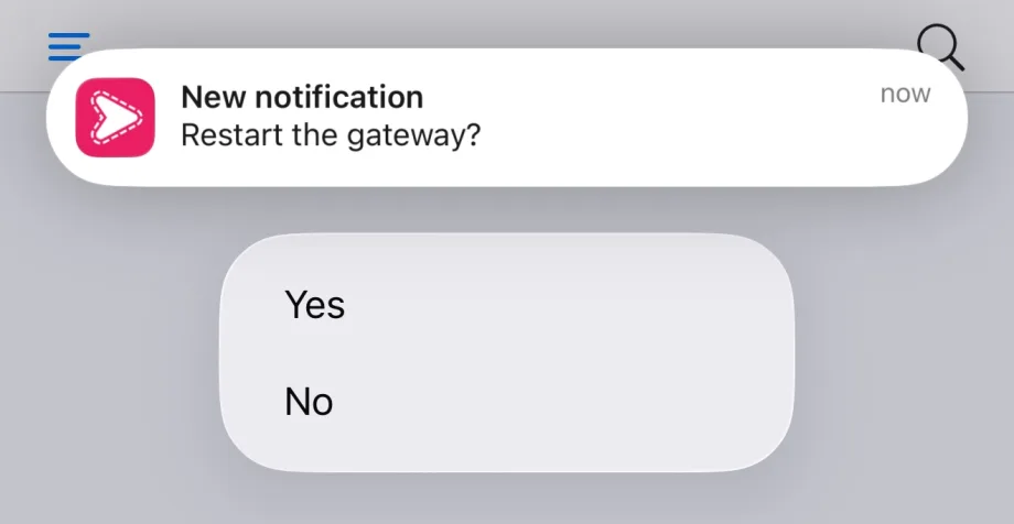 A Simplepush notification banner on iOS with choice buttons